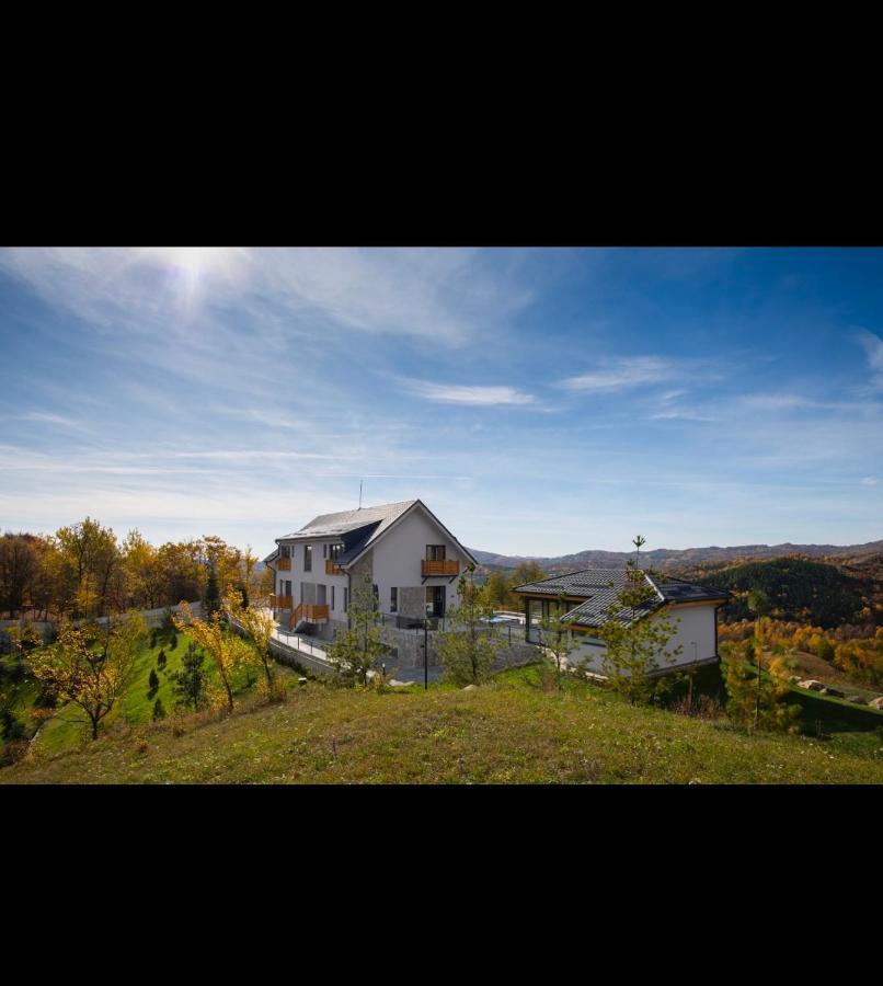 Valley View Breaza Exterior photo