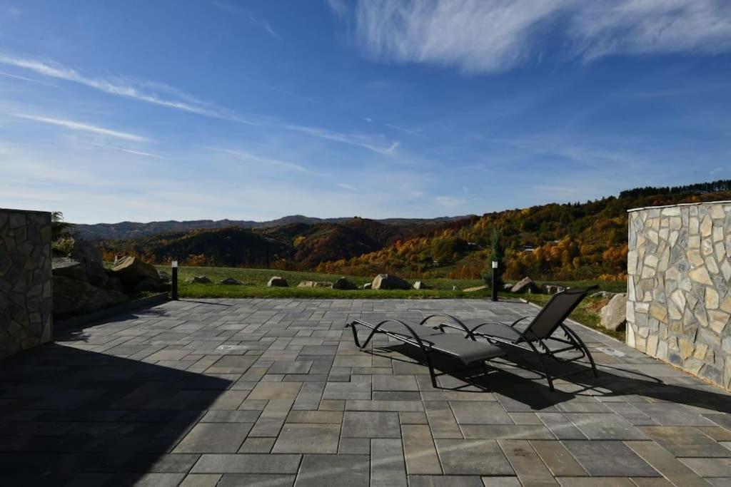Valley View Breaza Exterior photo